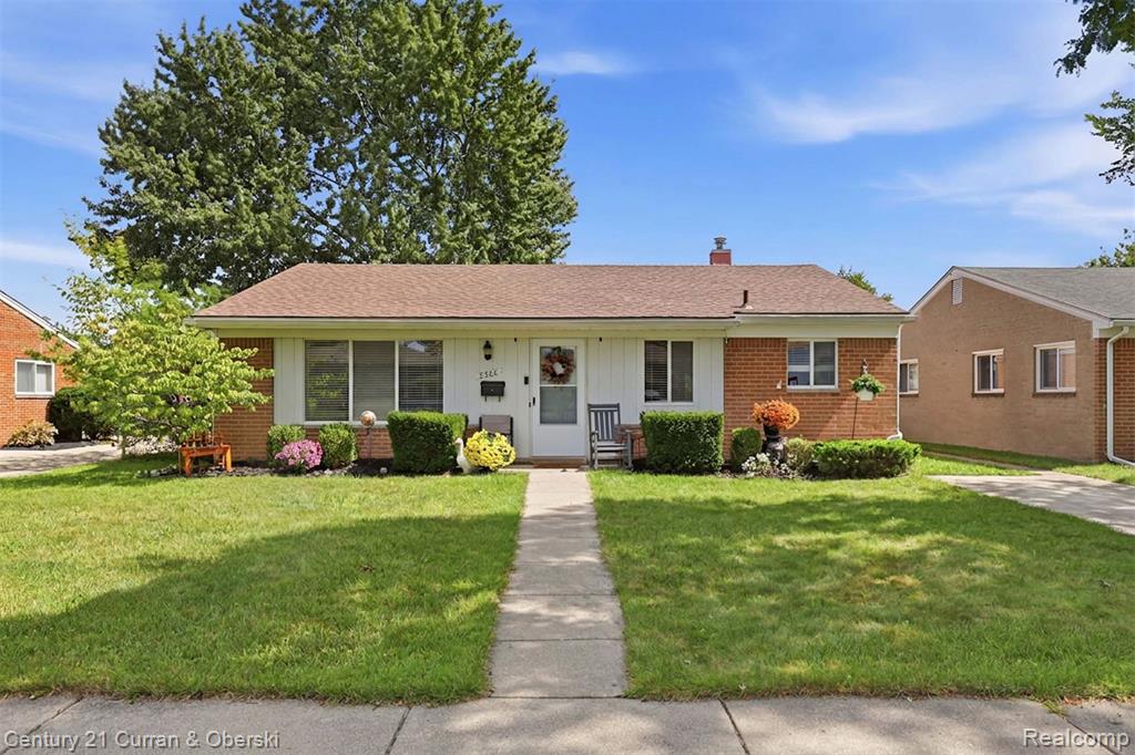 8300 N Henry Ruff Road, Westland, MI