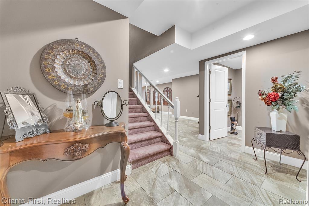 44497 White Pine Circle W, Northville, MI 48168 — Photo 45