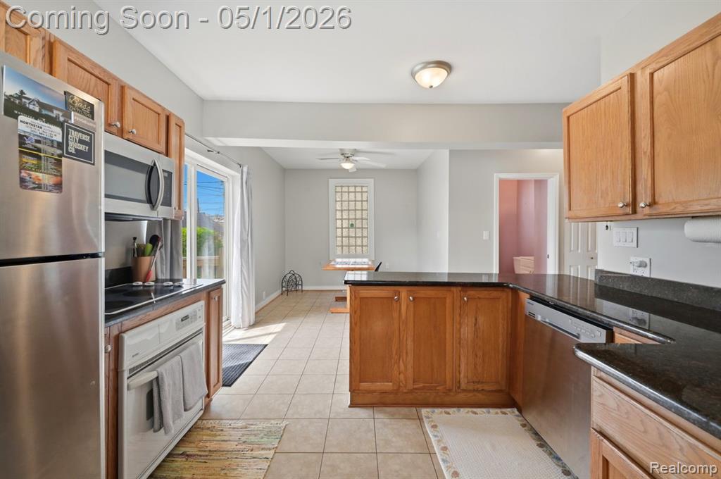 1373 Beaconsfield Avenue, Grosse Pointe, MI 48230 — Photo 16