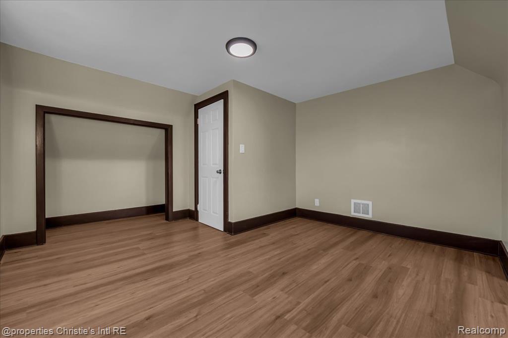 5215 Buckingham Avenue, Detroit, MI 48224 — Photo 22