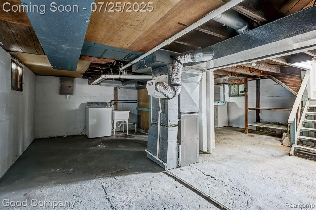 7271 Wiegand Boulevard, Center Line, MI 48015 — Photo 21
