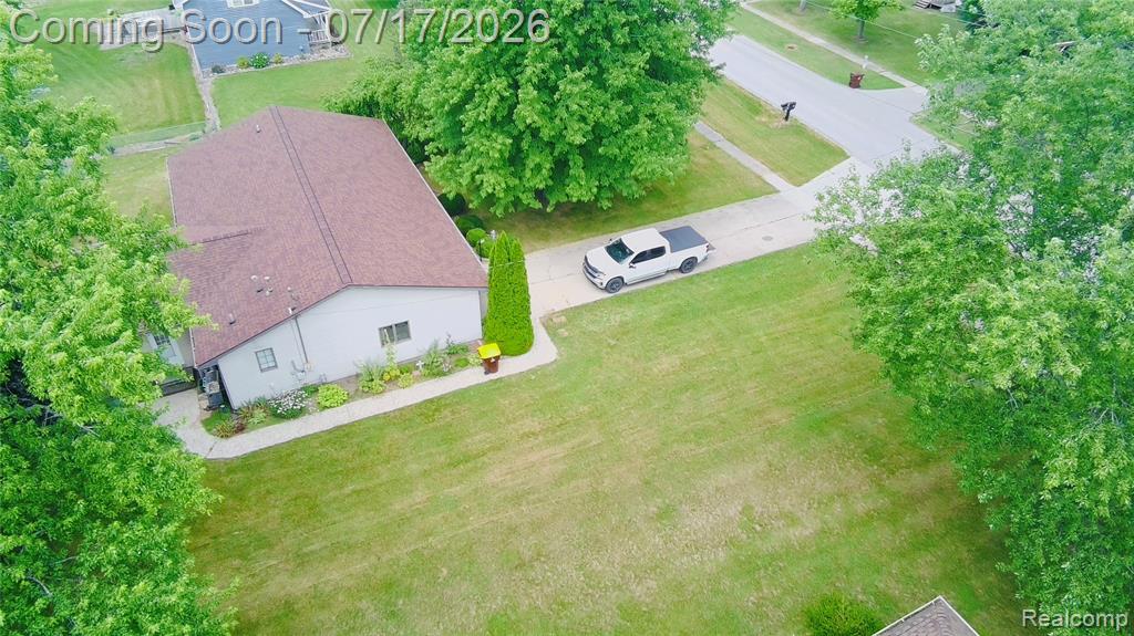 810 E Liberty Street, Chesaning, MI 48616 — Photo 27