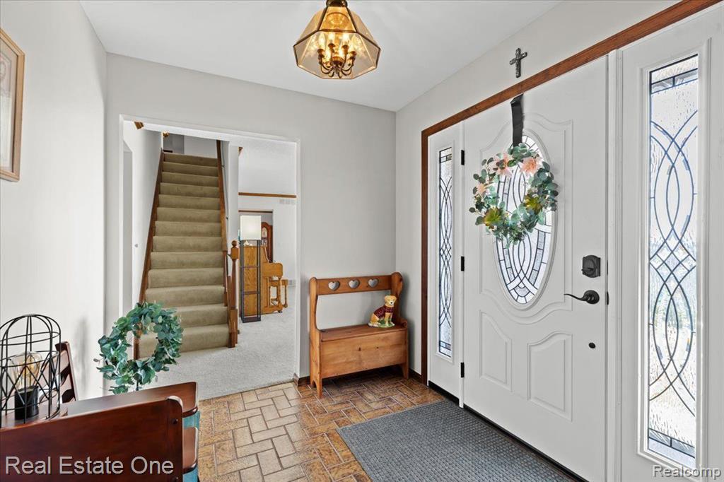 5595 NAVAJO Trail, Pinckney, MI 48169 — Photo 6