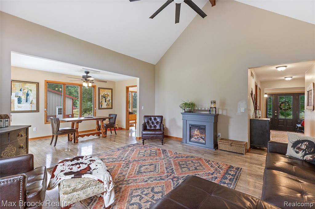 4536 Crandall Road, Howell, MI 48855 — Photo 9