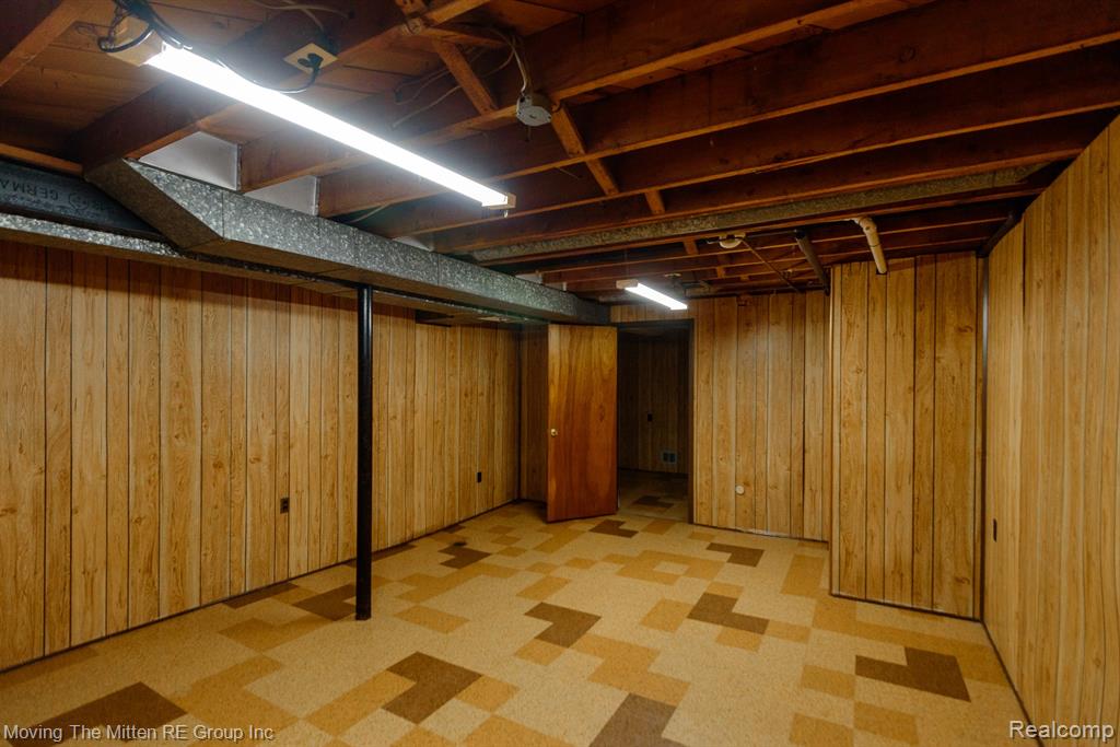 9668 Farmington Road, Livonia, MI 48150 — Photo 23
