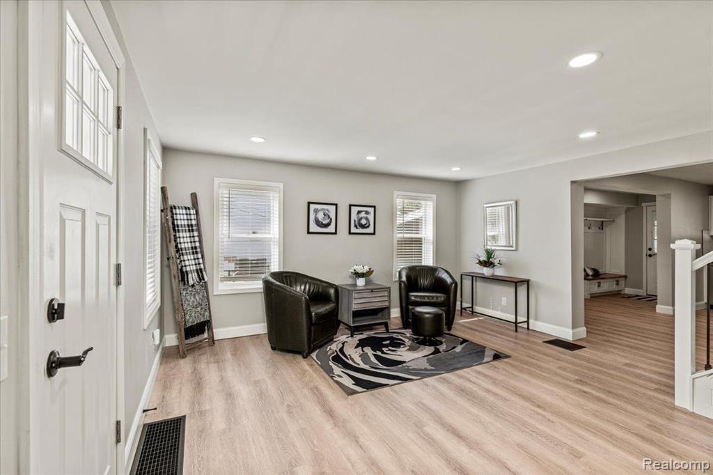 25 PEARL Street, Oxford, MI 48371 — Photo 17