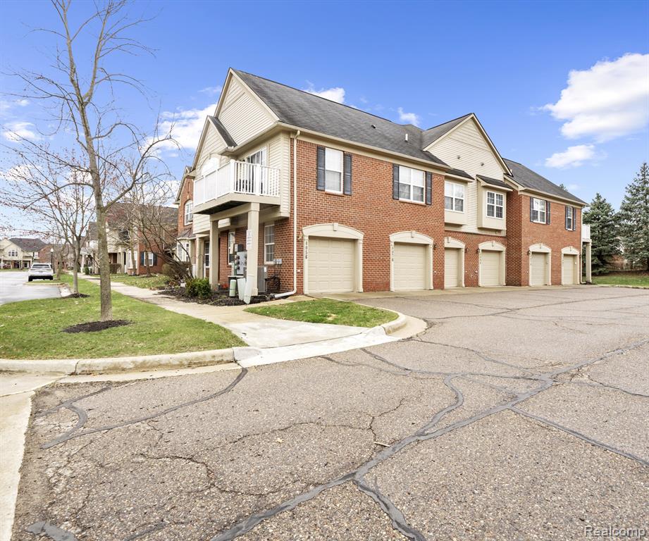 4070 ELIZABETH Avenue, Canton, MI 48188 — Photo 6