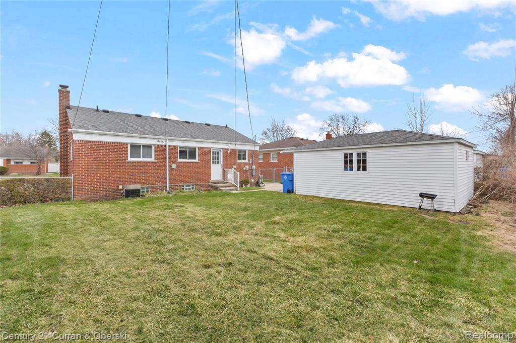 8605 Dixie Lane, Dearborn Heights, MI 48127 — Photo 21