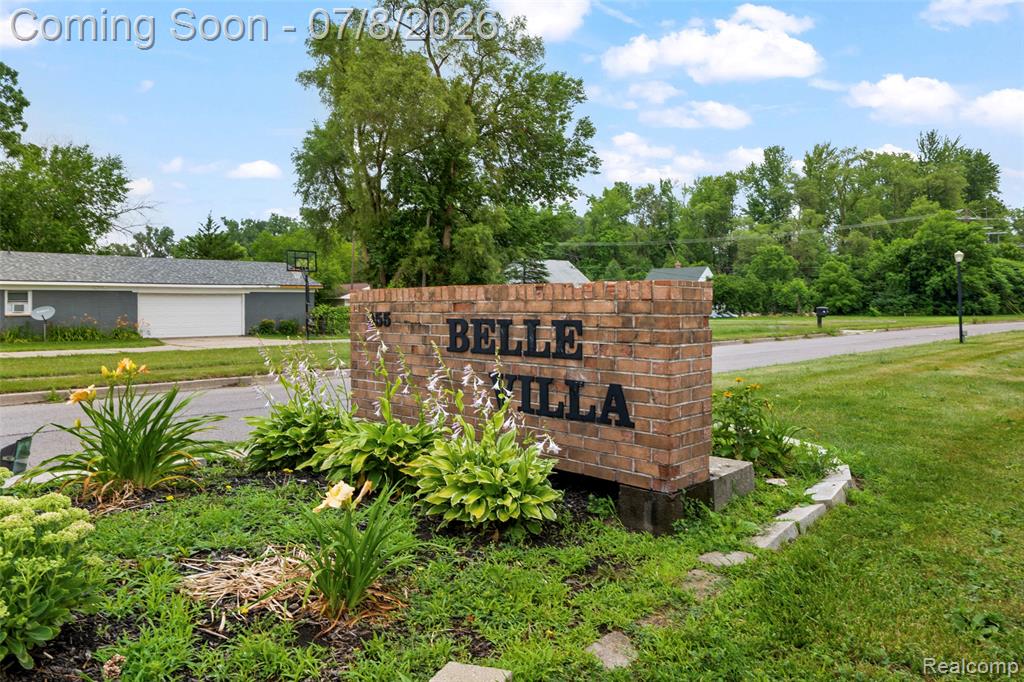 704 Estrada Drive, Belleville, MI 48111 — front exterior