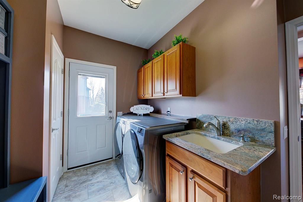 1482 MCLAINE Street, Canton, MI 48188 — Photo 14