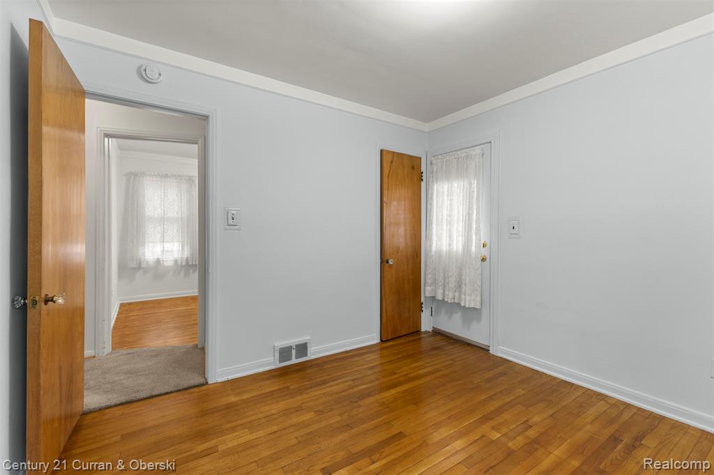 9881 Quandt Avenue, Allen Park, MI 48101 — Photo 16