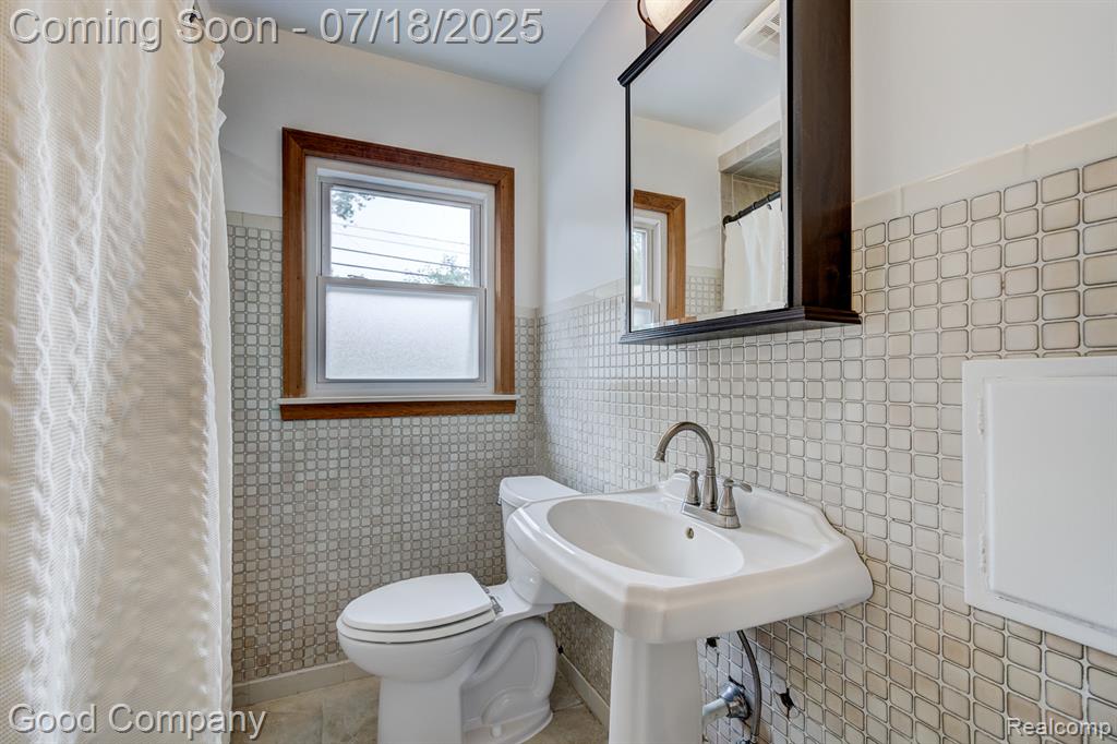 923 E 4th Street, Royal Oak, MI 48067 — Photo 19