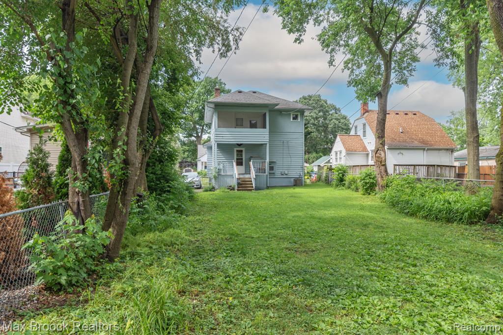 464 E CAMBOURNE Street, Ferndale, MI 48220 — Photo 9