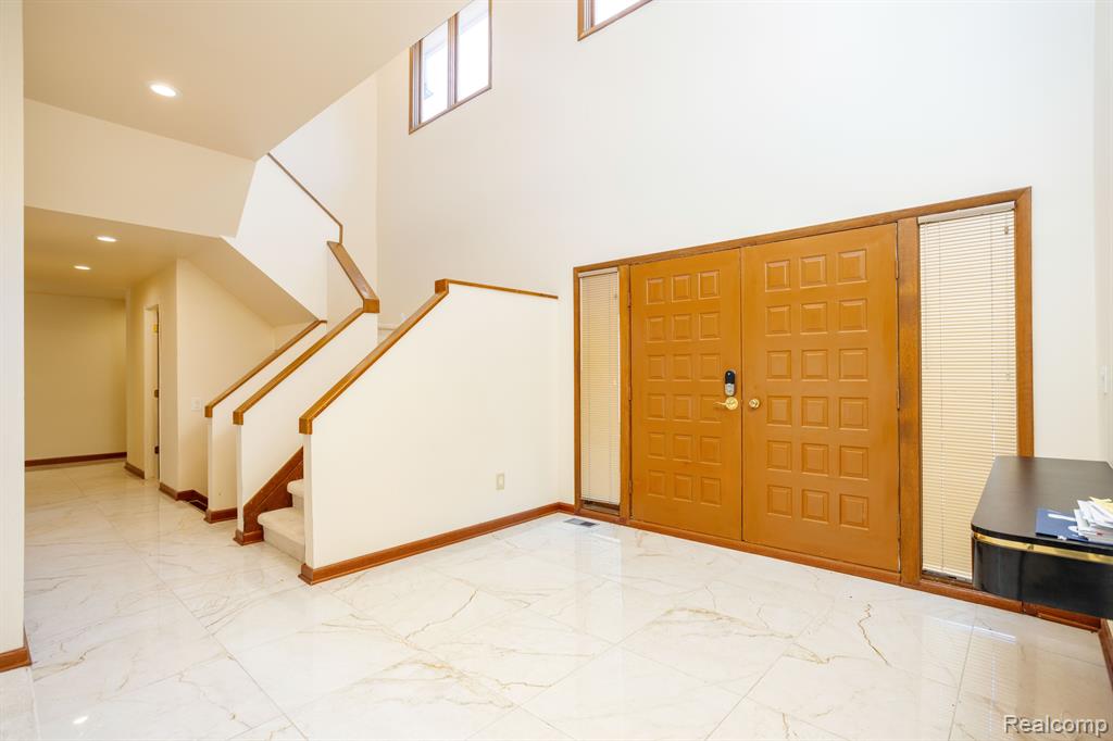 4421 PINEHURST Drive, West Bloomfield, MI — Photo 6