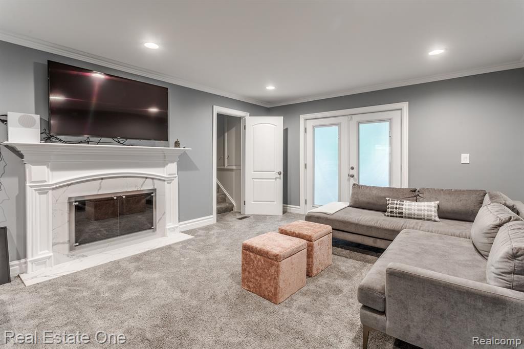 5699 RAVEN Road, Bloomfield Hills, MI 48301 — Photo 18