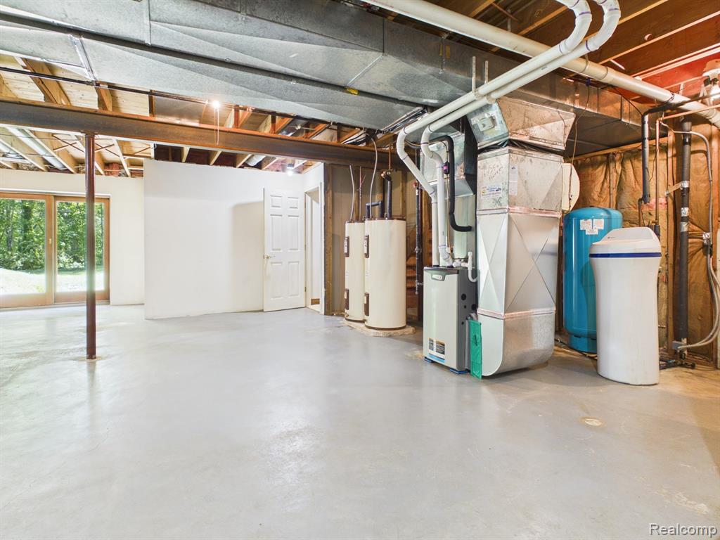 4133 Creeks Edge Drive, Metamora, MI 48455 — Photo 37