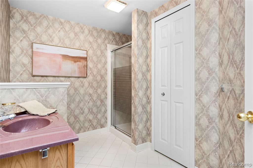 53961 Sutherland Court, Utica, MI 48316 — Photo 76
