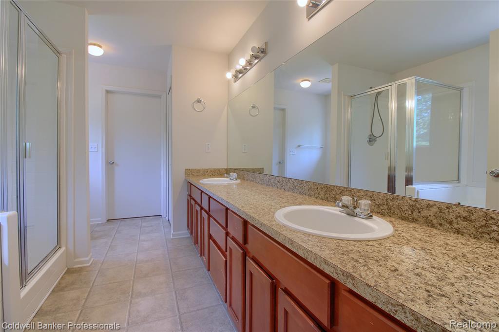 701 Montclair Street, Detroit, MI 48214 — Photo 19