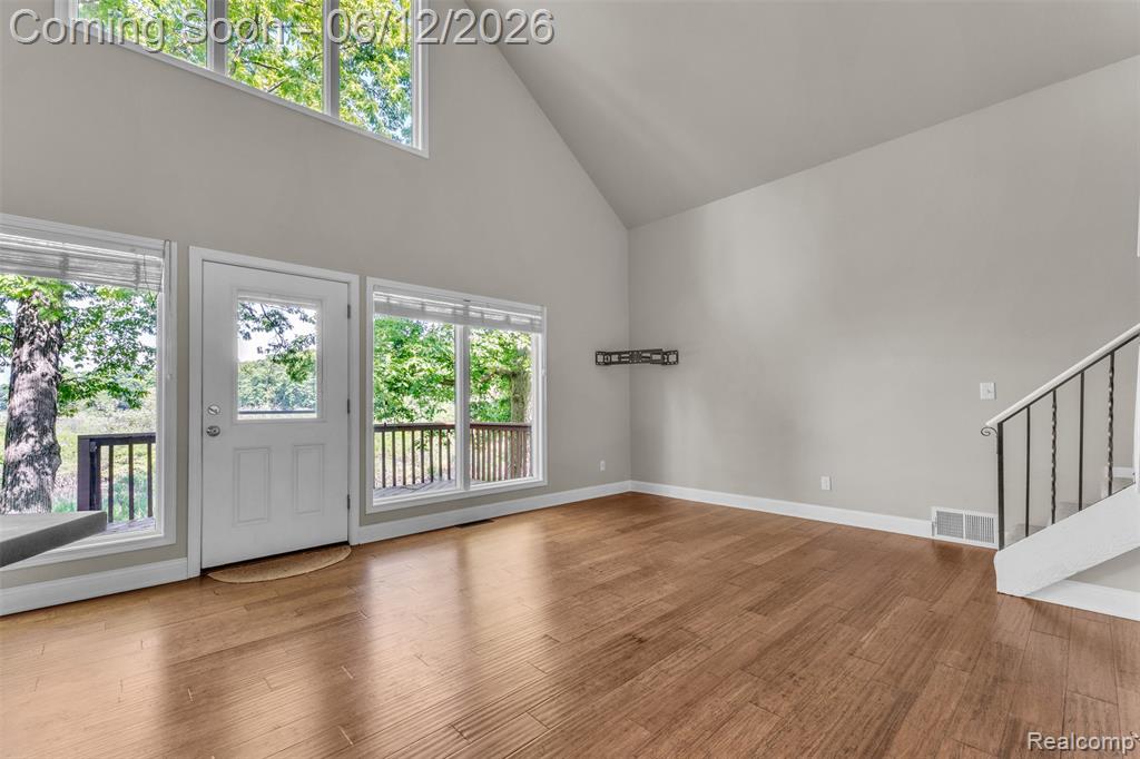 920 Hickory Ridge Circle, Milford, MI 48380 — Photo 9