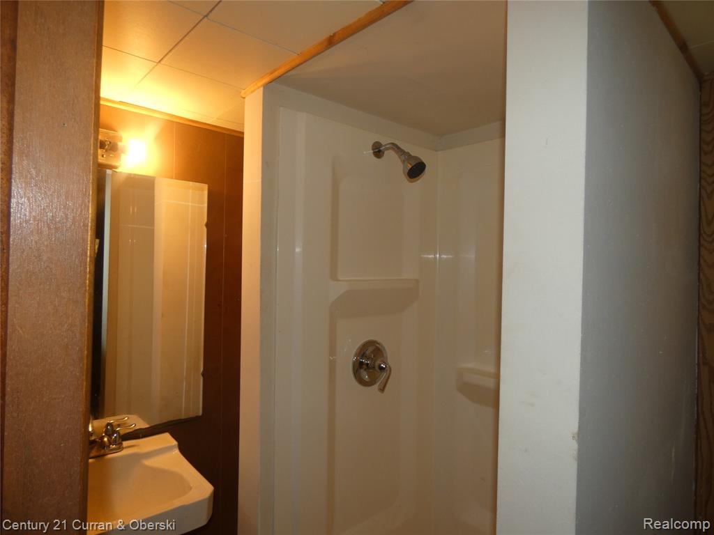 5016 Greenway Street, Detroit, MI 48204 — Photo 33