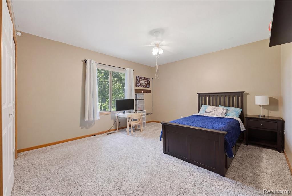 35724 Saint Clair Drive, New Baltimore, MI 48047 — Photo 26