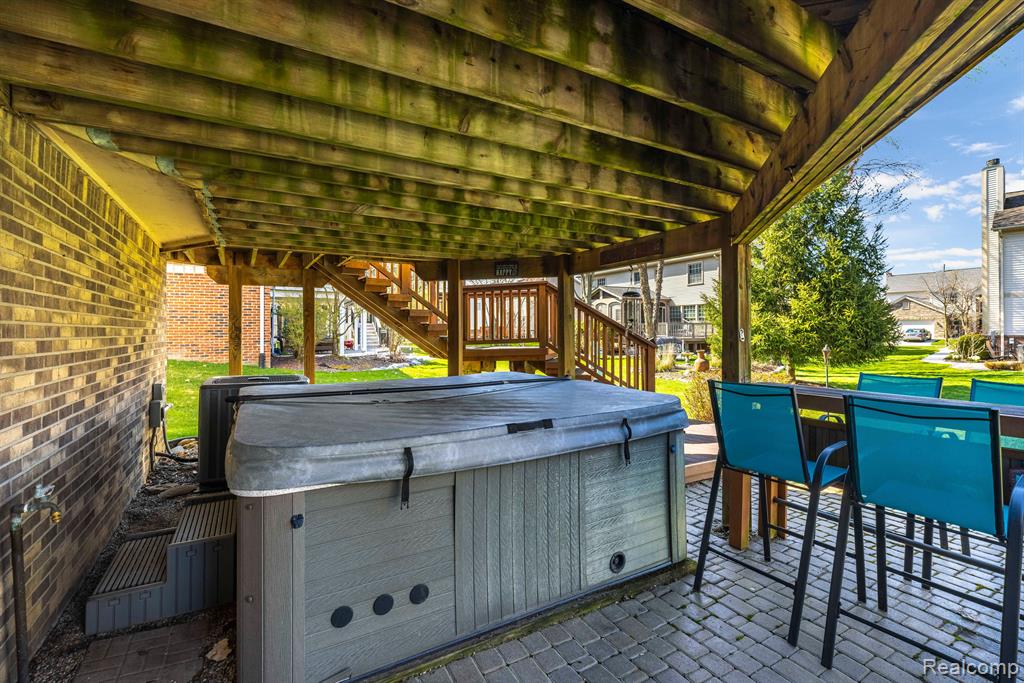 42890 BROOKSTONE Drive, Novi, MI 48377 — Photo 52