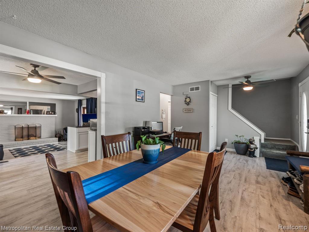43419 Applewood Road, Canton, MI 48188 — Photo 8
