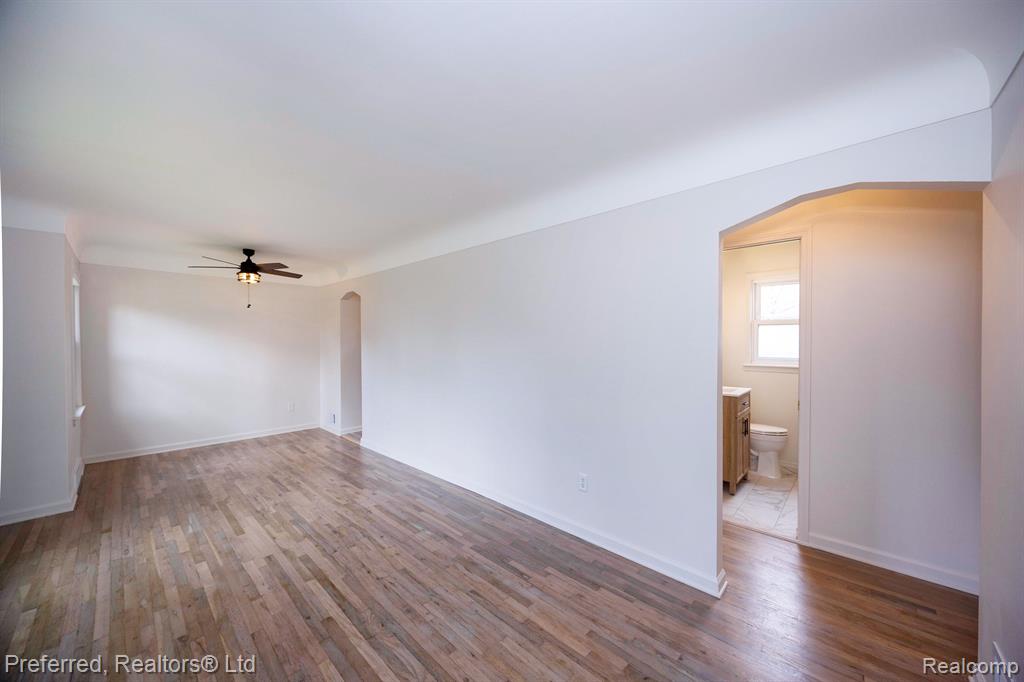 5875 S Madison Street, Taylor, MI 48180 — Photo 15