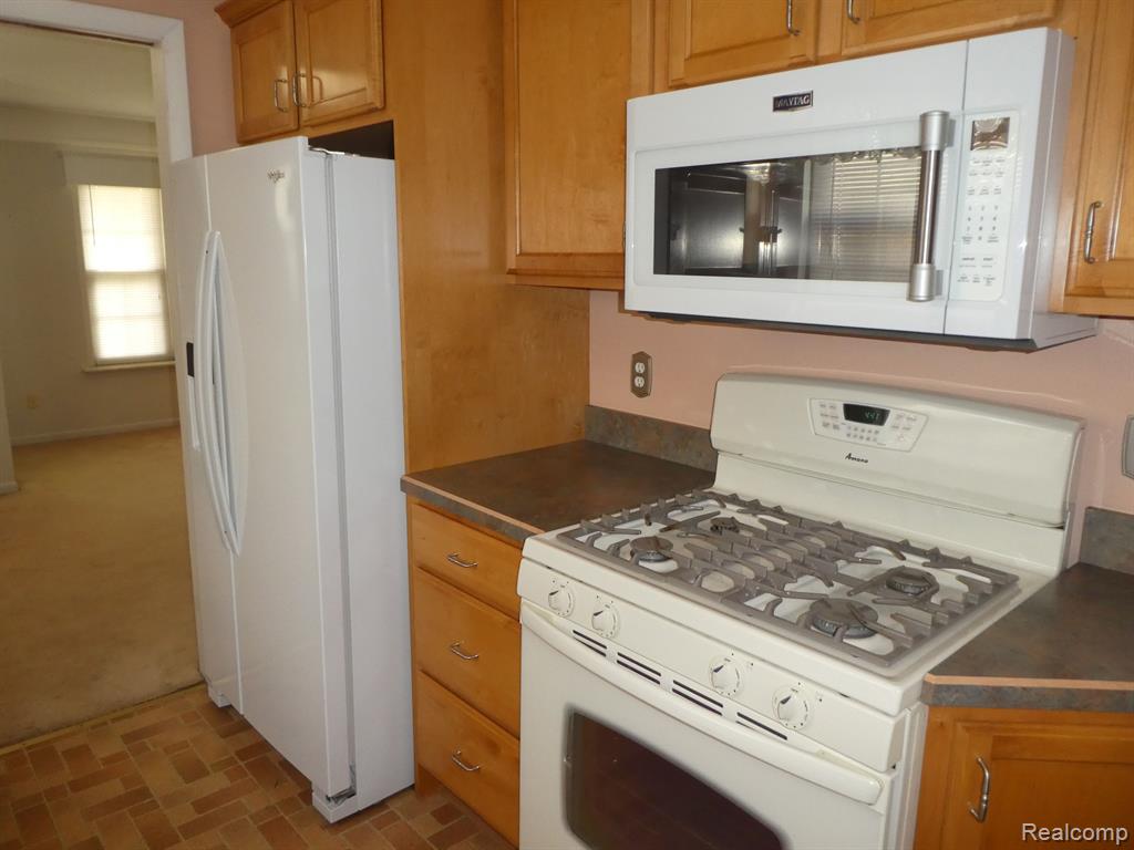 8435 INGRAM Street, Westland, MI — Photo 13