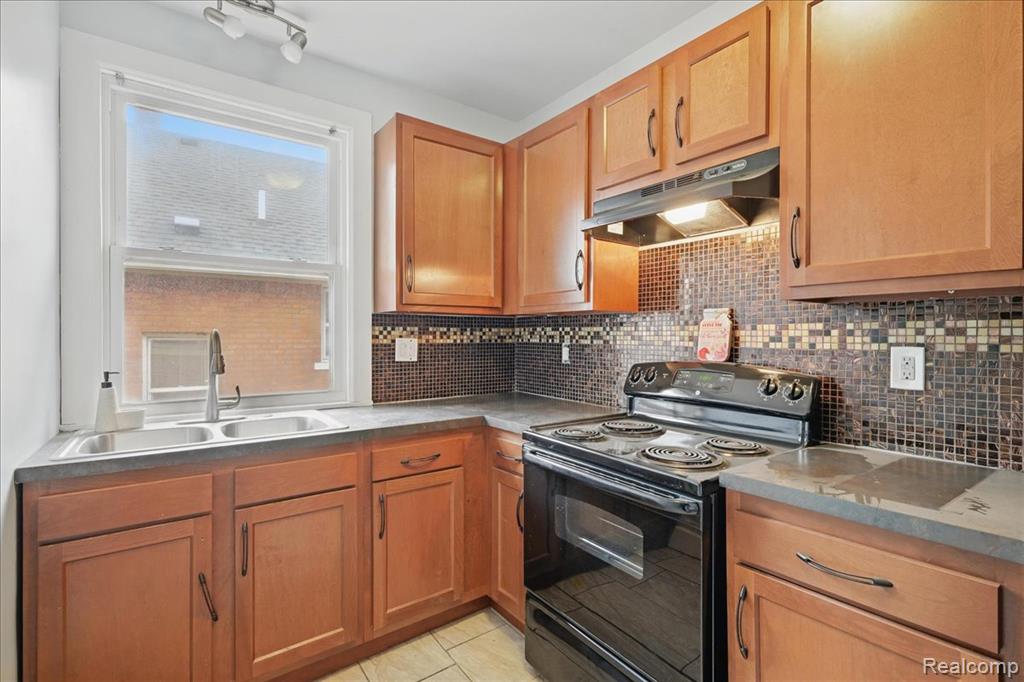 4200 W Buena Vista Street, Detroit, MI 48238 — Photo 21