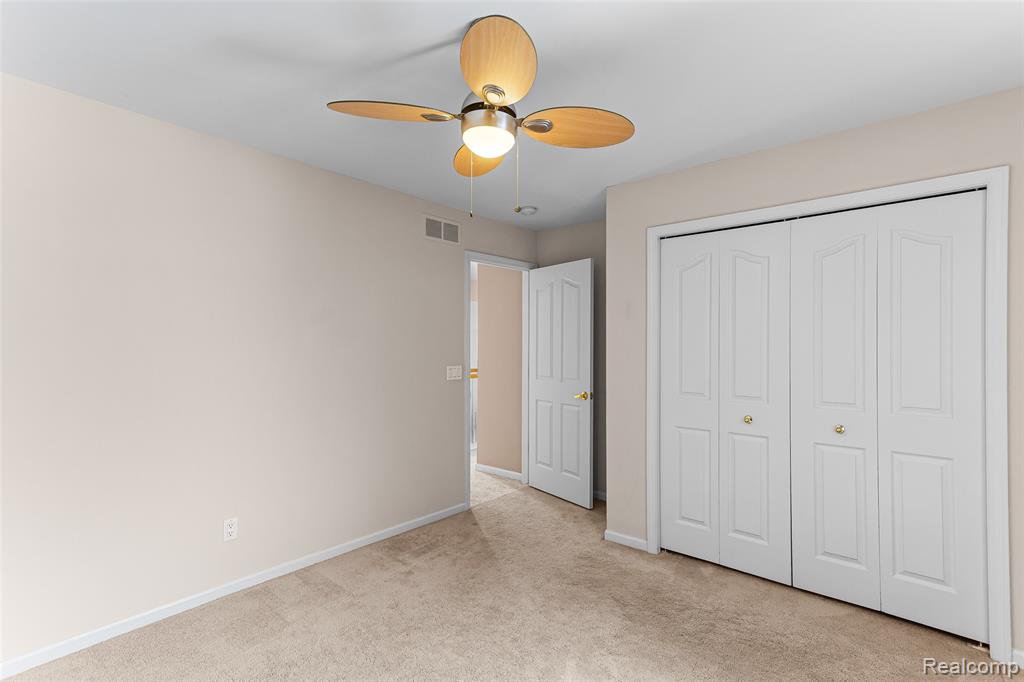7567 WINDGATE Circle, West Bloomfield, MI 48323 — Photo 37