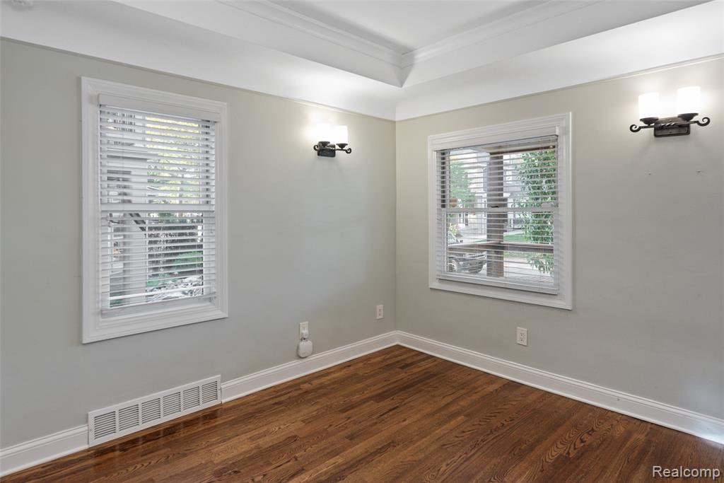 986 Smith Avenue, Birmingham, MI 48009 — Photo 15