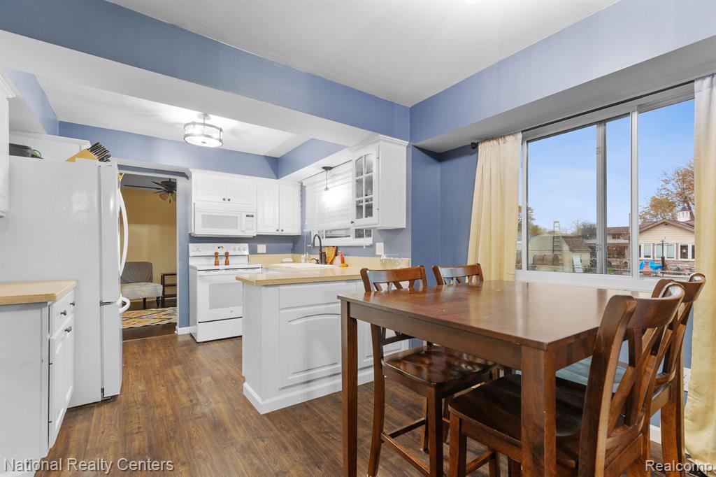 39832 Chaffer, Clinton Twp, MI 48038 — Photo 8