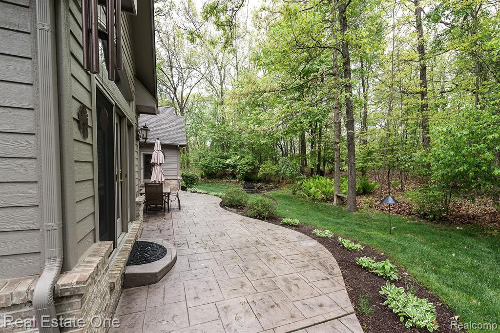 8444 CLIMBING Way, Pinckney, MI 48169 — Photo 7