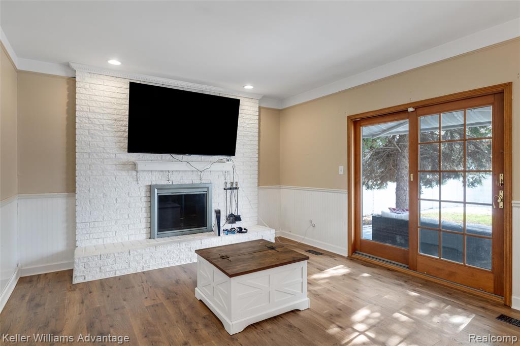 19071 Coachwood Road, Riverview, MI 48193 — Photo 13