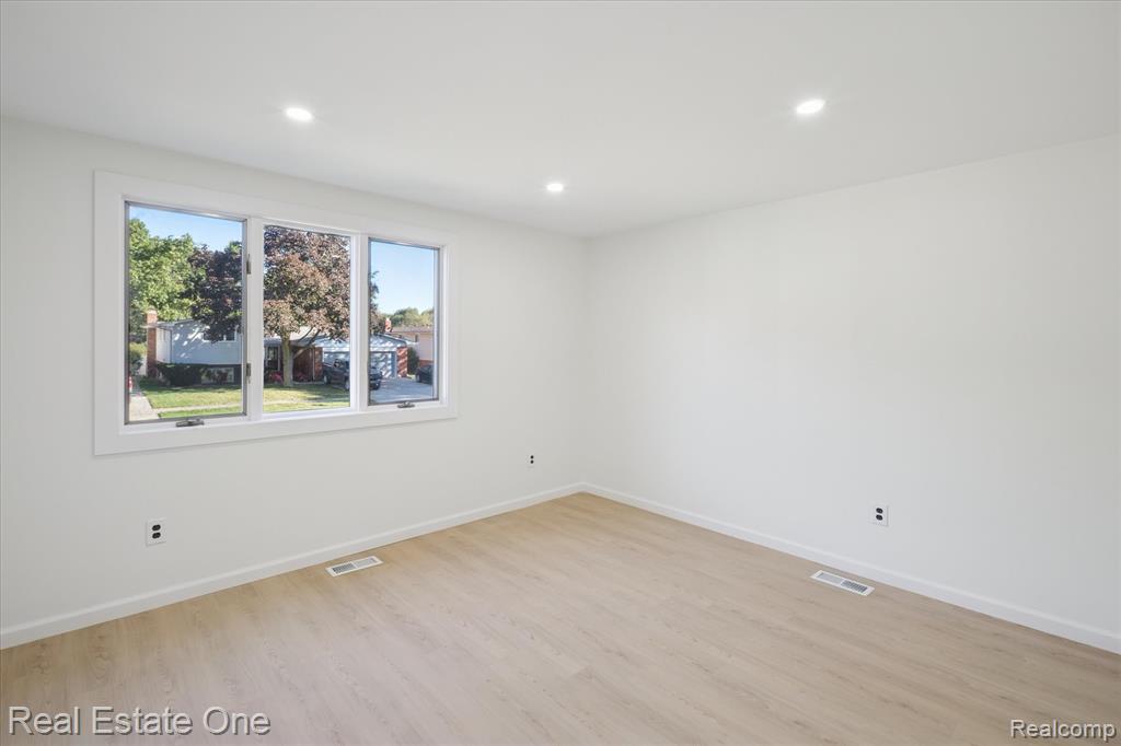 43051 Fernwood Street, Canton, MI 48187 — Photo 26