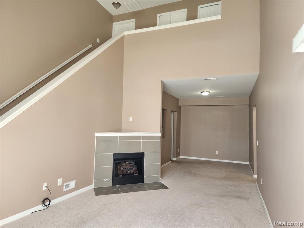 18106 Addington Drive, Commerce Twp, MI 48390 — Photo 8