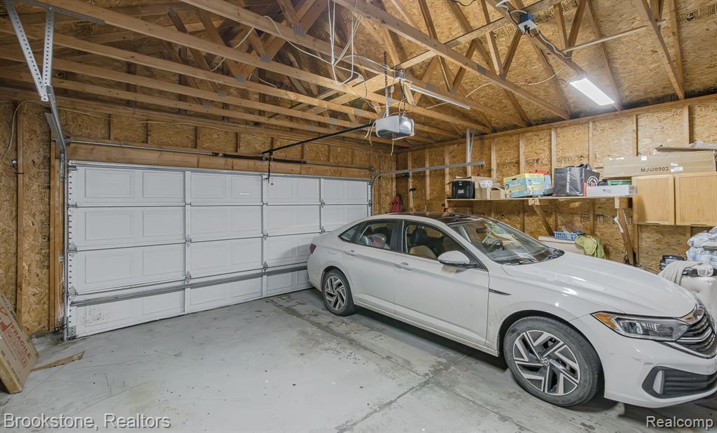 5039 Auker Drive, Grand Blanc, MI 48507 — Photo 34
