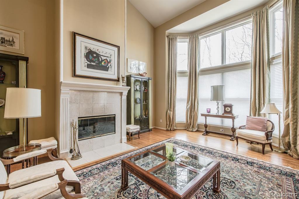 7252 Autumn Hill Drive, West Bloomfield, MI 48323 — Photo 12