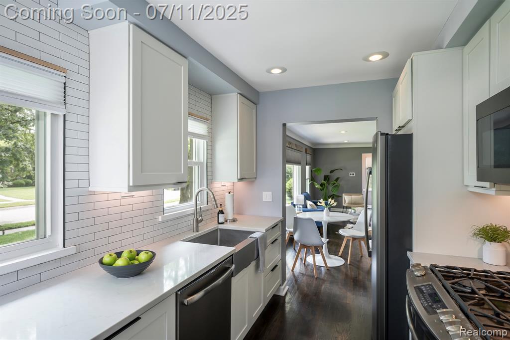 4412 Buckingham Road, Royal Oak, MI 48073 — Photo 10