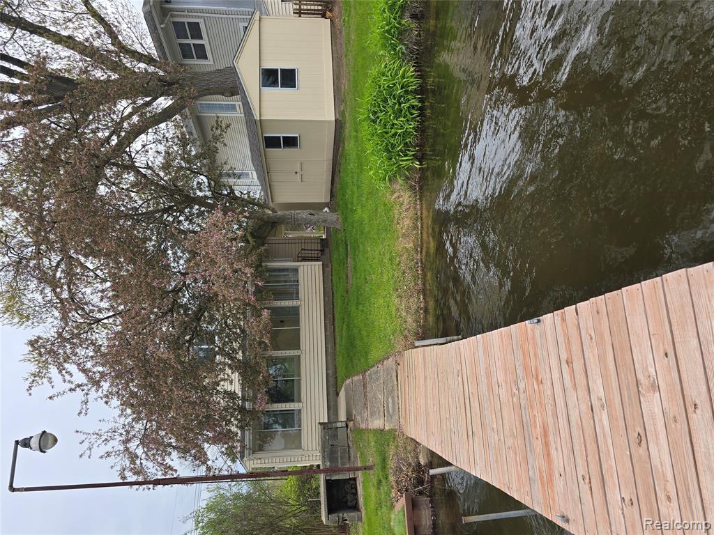 9114 Pontiac Lake Road, White Lake, MI — Photo 2