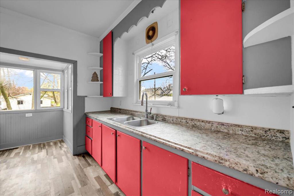 717 N Madison Street, Lapeer, MI 48446 — Photo 10