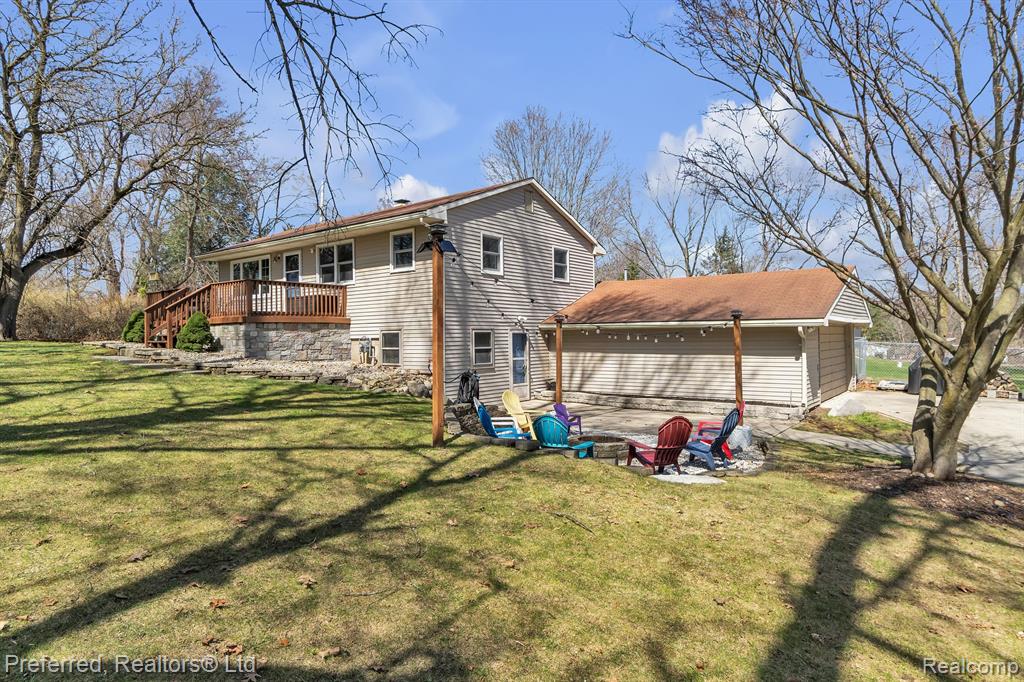 9514 CORNELL Avenue, Clarkston, MI 48348 — Photo 6
