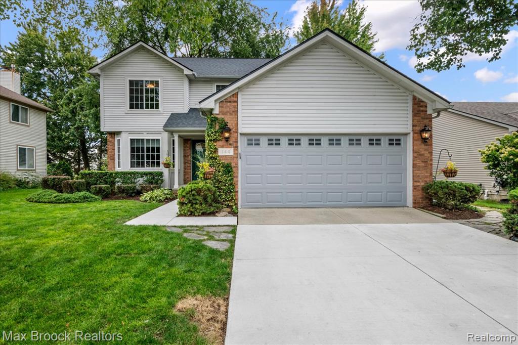 144 Arthur Drive, Troy, MI 48083