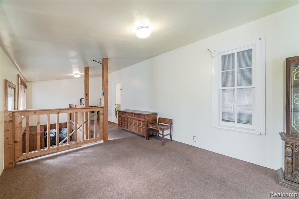 43 N GLASPIE Street, Oxford, MI 48371 — Photo 5