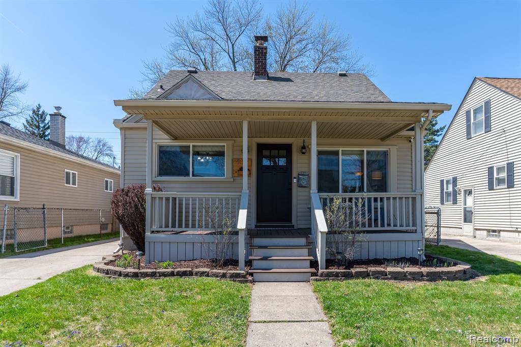 405 N MINERVA Avenue, Royal Oak, MI 48067 — Photo 35