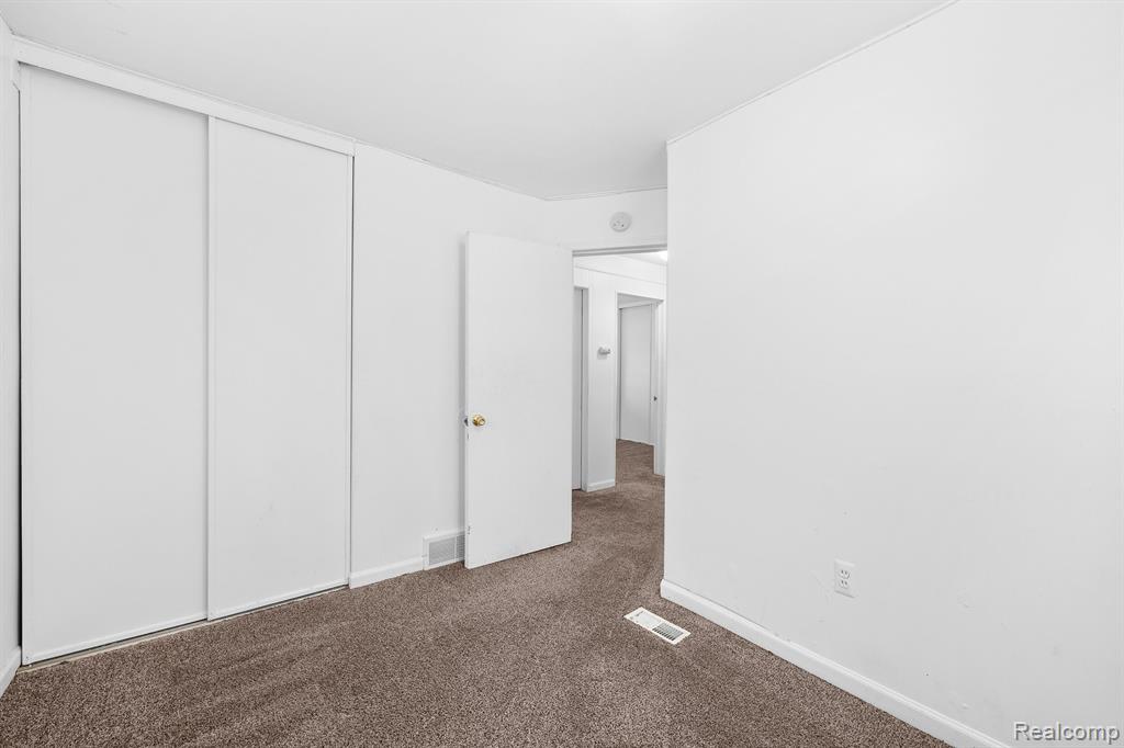 1009 BUICK Avenue, Ypsilanti, MI 48198 — Photo 15