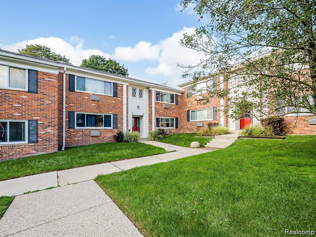 525 Fairbrook Street, 203, Northville, MI 48167 — front exterior