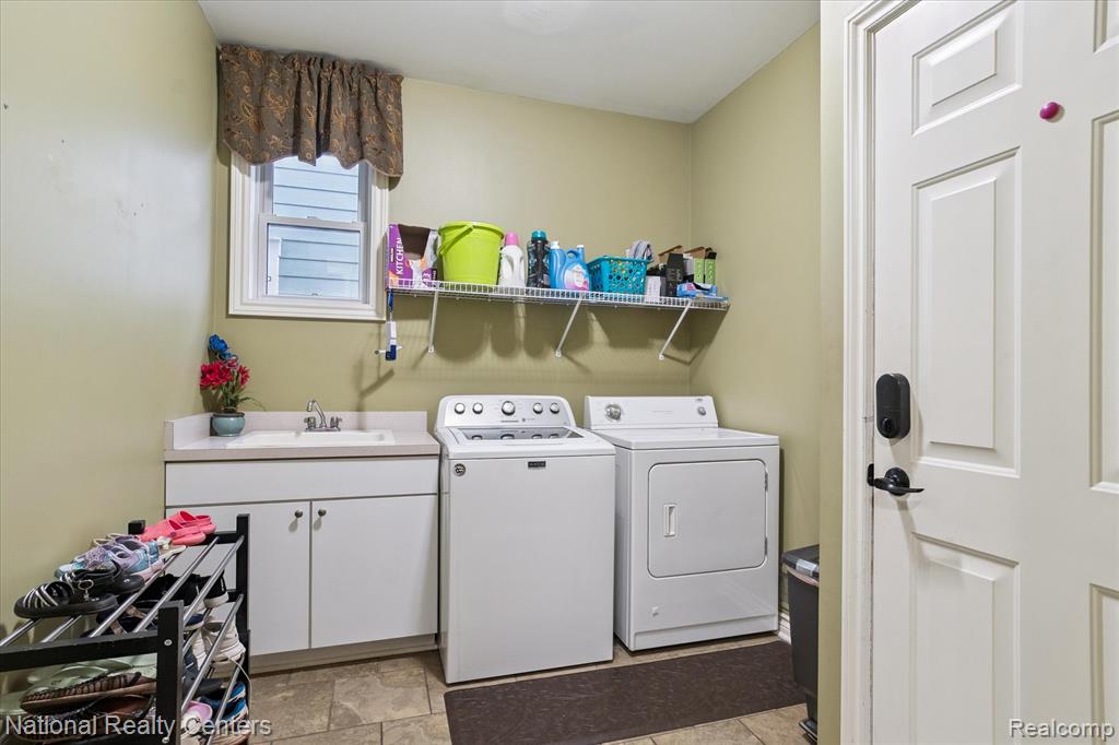 50249 Jefferson Street, Canton, MI 48188 — Photo 23