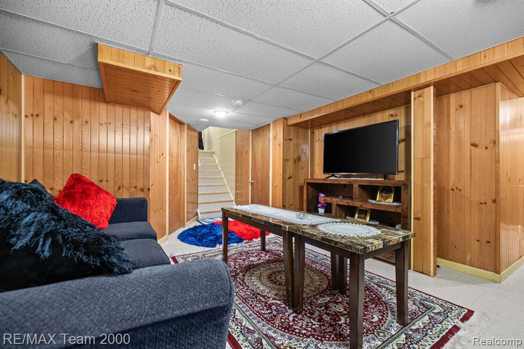 6872 Artesian Street, Detroit, MI 48228 — Photo 22